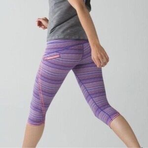 Lululemon capri athletic leggings Size 6